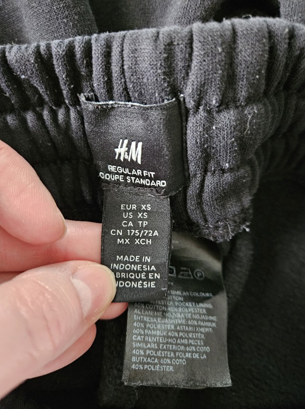 H&M Drawstring Sweatshorts - Picture 3 of 6